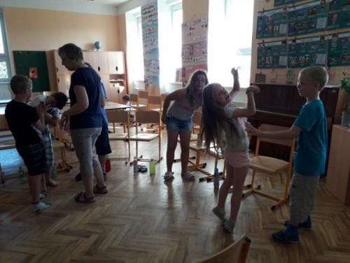 Workshop Kryštofe, neblbni!, Malý malým, Kouzelná baterka pro školní kolektivy ZŠ a MŠ Babice 26.6.2019